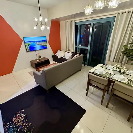 2Br One Uptown Residences Near Uptown Mall, Mitsukoshi, And Restaurants