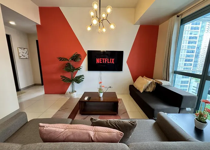 2br One Uptown Residences Near Uptown Mall, Mitsukoshi, And Restaurants 4* Manila