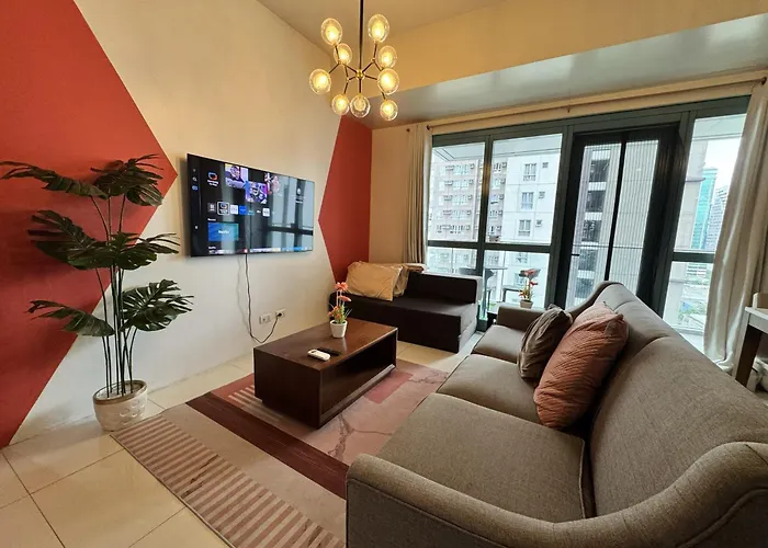 2br One Uptown Residences Near Uptown Mall, Mitsukoshi, And Restaurants 4* Manila