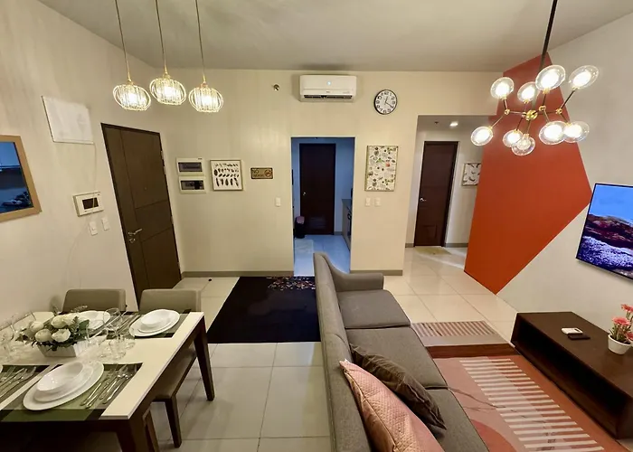 2br One Uptown Residences Near Uptown Mall, Mitsukoshi, And Restaurants Aparthotel Manila