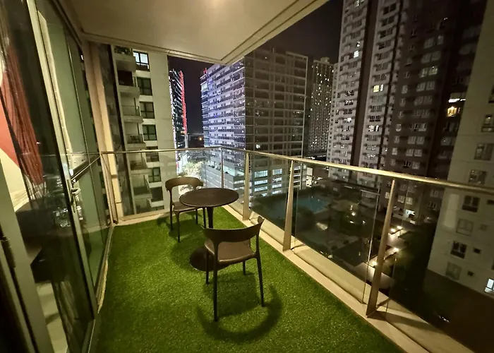 Aparthotel 2br One Uptown Residences Near Uptown Mall, Mitsukoshi, And Restaurants