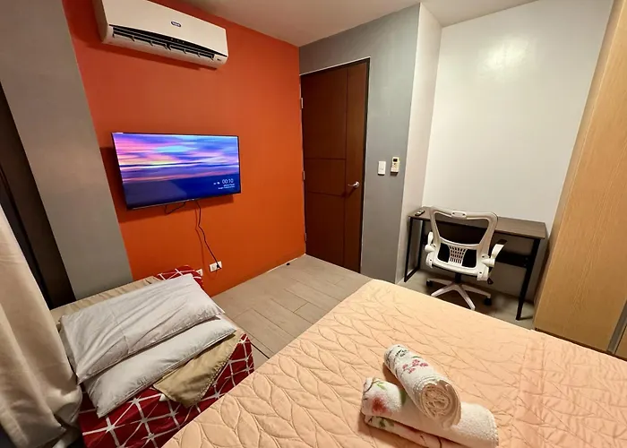 2br One Uptown Residences Near Uptown Mall, Mitsukoshi, And Restaurants 4* Manila